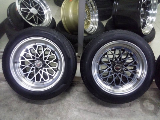 แม็กเลนโซ่ 15 กว้าง 8 พร้อมยาง pirelli ปี 15