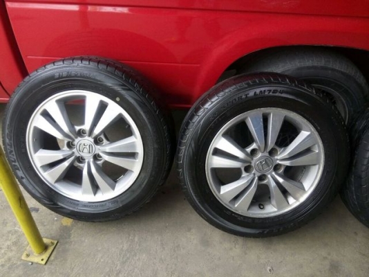 ล้อเดิมฮอนด้าแอคคอร์ด ขอบ16 พร้อมยางปี15 พร้อมใช้