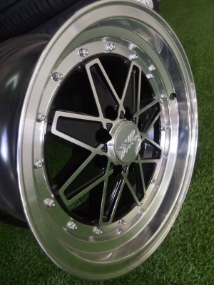 แม็กใหม่ XXR ลายอีควิป ขอบ 15 กว้าง 8 ราคา 11900 บาท