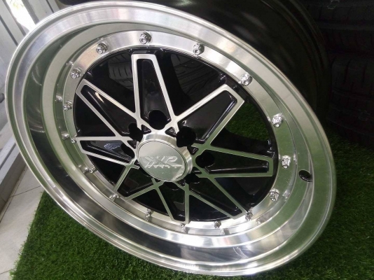 แม็กใหม่ XXR ลายอีควิป ขอบ 15 กว้าง 8 ราคา 11900 บาท