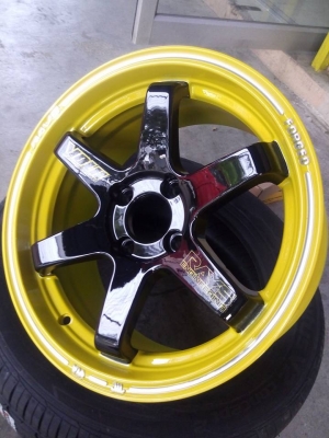 ล้อใหม่ te37 ขอบ 15 กว้าง 7 ออฟ 35 งานจากค่าย xxr