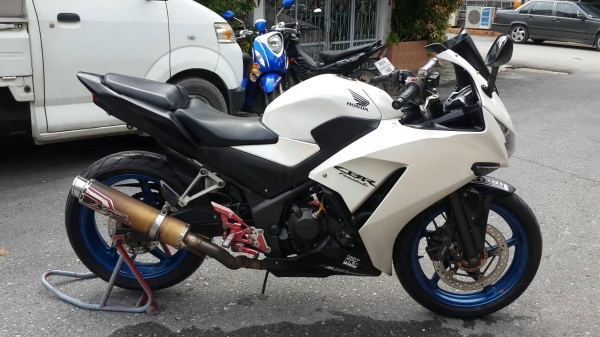 HONDA CBR250 ปี 2010 ABS แต่งเต็ม ราคาขายตัด HONDA CBR250 ปี 2010 ABS แต่งเต็ม ราคาขายตัด
