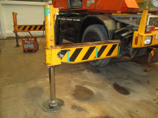 โปรโมชั่นสิ้นปี เคลียสต็อก ขายรถเครน Kato KR-10H  #2510609 ปี 1993 21,195 ชม สนใจ 061-4194021 NDT Thailand Line : 0614194021 พรภวิษย์