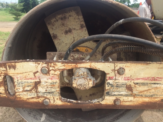 ขายรถบด อิงเกิ้ลโซเเลนมี2คัน เอกสารเล่มพร้อม