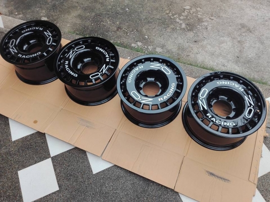 ล้อ OZ racing แท้ 15 กว้าง 8 ออฟ-5 6/139.7 ล้อ OZ racing แท้ 15 กว้าง 8 ออฟ-5 6/139.7