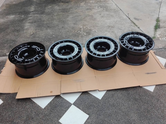 ล้อ OZ racing แท้ 15 กว้าง 8 ออฟ-5 6/139.7 ล้อ OZ racing แท้ 15 กว้าง 8 ออฟ-5 6/139.7
