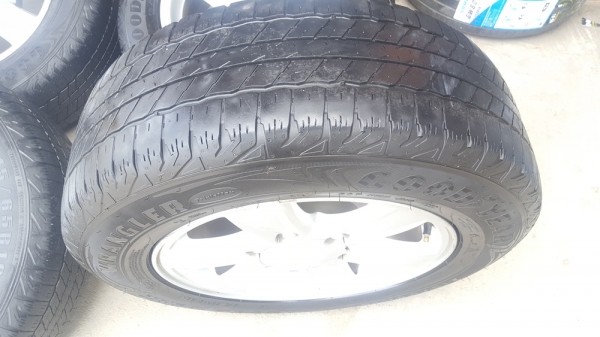 ขายล้อISUZU All New  16 พร้อมยางปี 16  4 ล้อ