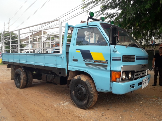 ISUZU KS110 ##ลูกค้าคุณบุญชู จ.บึงกาฬรับรถกลับไปวิ่งงานทำเงินเรียบร้อยแล้วคับ## รถห้างแท้ เกียร์สั้น ISUZU KS110 ##ลูกค้าคุณบุญชู จ.บึงกาฬรับรถกลับไปวิ่งงานทำเงินเรียบร้อยแล้วคับ## รถห้างแท้ เกียร์สั้น