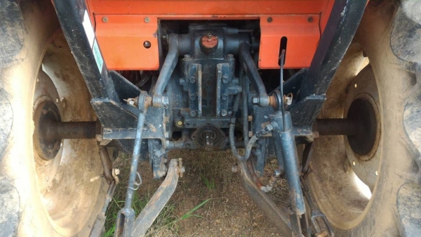 ขายรถไถ KUBOTA GL277 พร้อมดันหน้า ราคา 93,000 ราคาต่อรองได้ สนใจโทรคุยกันก่อนได้ครับ มีรถขนส่งบริการทั่วไทย ร้านสามย่านแทรคเตอร์ อ.แกลง จ.ระยอง โทร 0818618678 ,0899347475 id line=0818618678 id line=0917315475