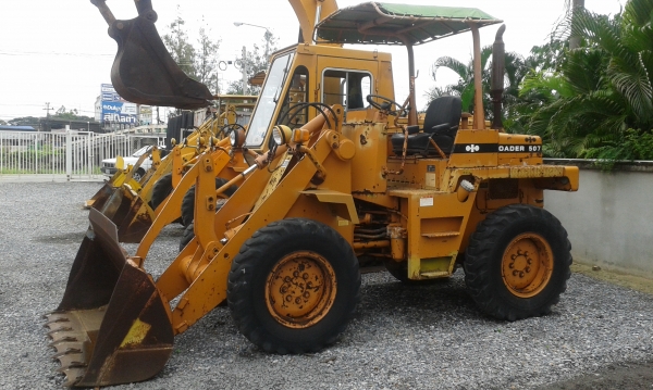ต้องการขายรถตักล้อยางยี่ห้อKOMATSU-505 รถนอกนำเข้าจากญี่ปุ่น