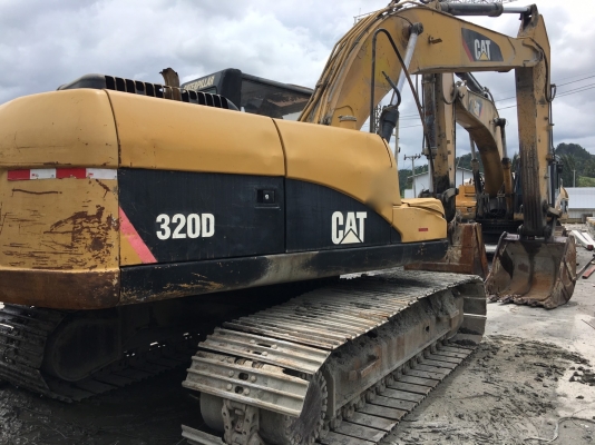 รถแบคโฮ CAT 320D ( กระบอกดำ. ) สนใจติดต่อ 081 - 6079515