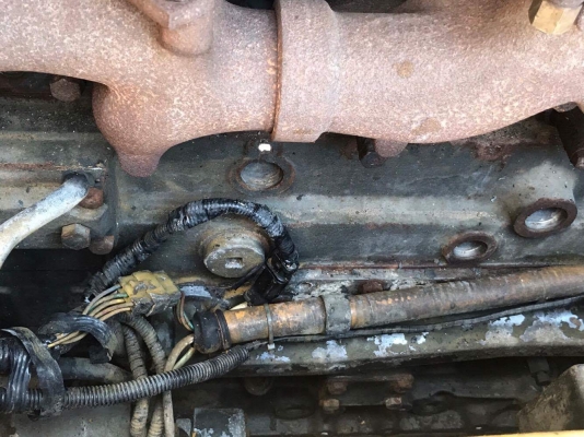 รถดัน ยี่ห้อ komatsu รุ่น D53P-17 รถดัน ยี่ห้อ komatsu รุ่น D53P-17