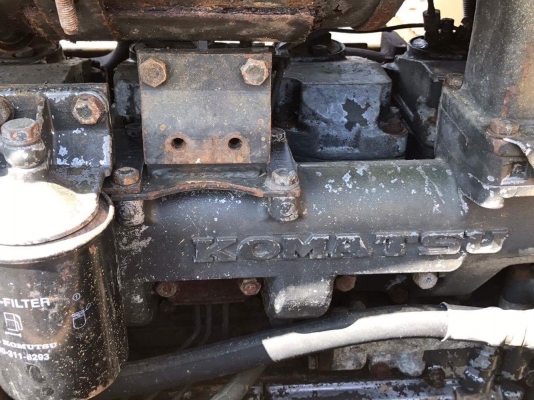 รถดัน ยี่ห้อ komatsu รุ่น D53P-17 รถดัน ยี่ห้อ komatsu รุ่น D53P-17