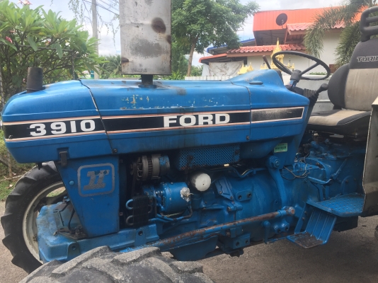 ขายรถไถเก่าญี่ปุ่น ยี่ห้อ ฟอร์ด รุ่น 3910 (คาราโร่)ขับเคลื่อน 4ล้อ (4WD) ขนาด 50. แรงม้า