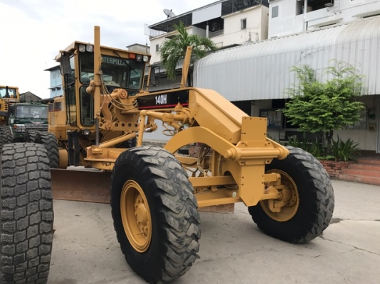 รถเกรด Cat140H ปี2002 รถเก่านอก สภาพเดิมๆ สวย พร้อมสแกนริฟายใหม่