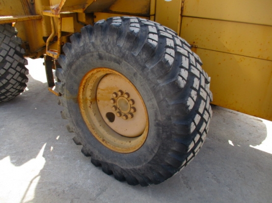 ขายรถตักล้อยาง 910F Wheel Loader (Used) 062-709-1747 ขายรถตักล้อยาง 910F Wheel Loader (Used) 062-709-1747