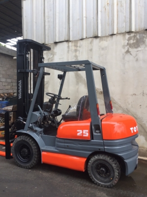 ขายรถยกTOYOTA6FD-25 เสาสูง6เมตร