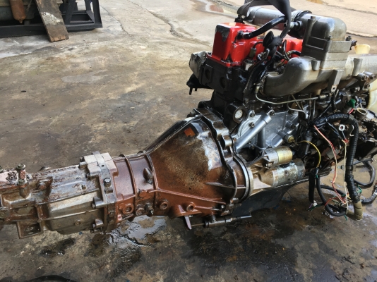 ขายนิสสันBD25. พร้อมเล่ม แดงมัน สวยเดิมติดดีไม่มีไอ. เครื่องพร้อมเกียนิสสัน