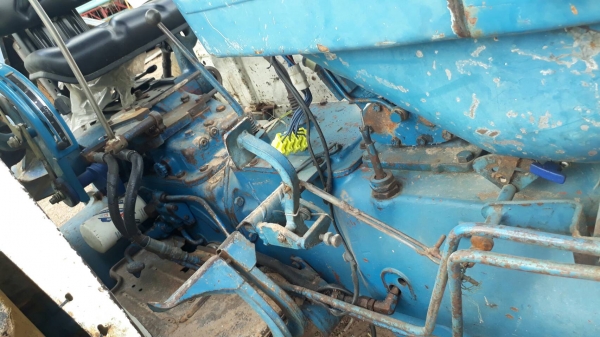 ขายรถไถ