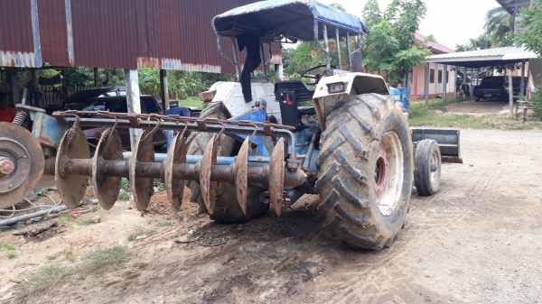 ขายรถไถ