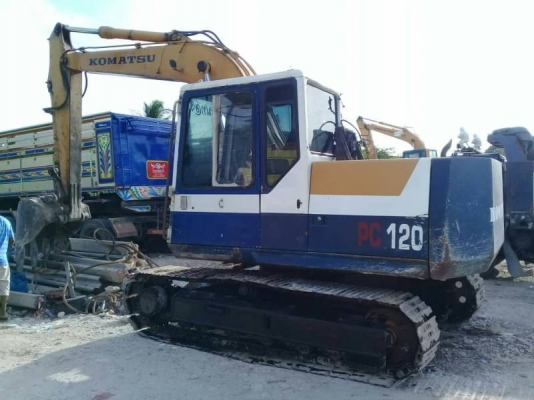 KOMATSU PC 100-5