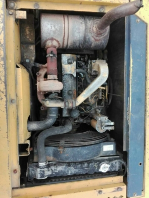 KOMATSU PC 100-5 KOMATSU PC 100-5