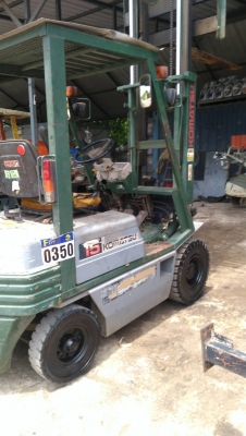 รถฟอร์คลิฟต์ KOMATSU FG15-15 รถเก่านอกพึ่งนำเข้ามา ยังไม่เคยใช้งานในไทย เกียร์ออโต้ ยางตัน 4 เส้น ยกสูง 3 เมตร พร้อมใช้งาน