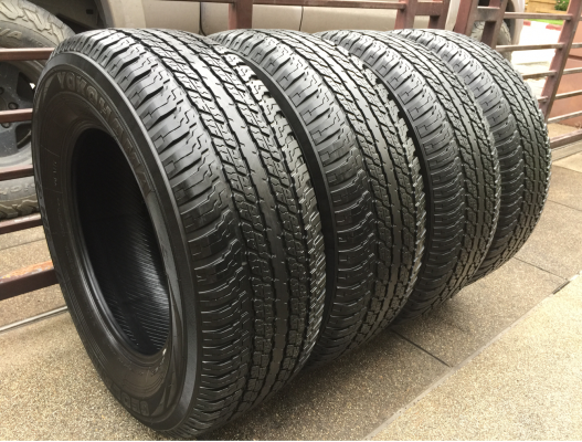 ยาง Yokohama 265 65 17 กลางปี15 ดอกเต็ม ไม่มีปะ ใช้ยาว ราคาไม่แพง