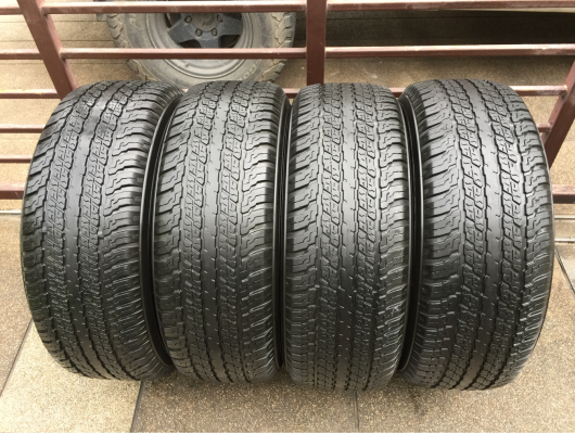 ยาง Yokohama 265 65 17 กลางปี15 ดอกเต็ม ไม่มีปะ ใช้ยาว ราคาไม่แพง