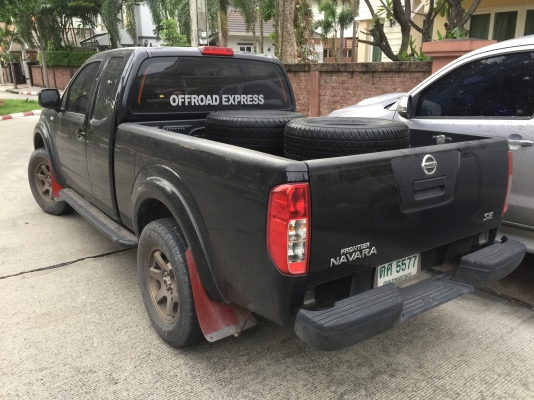 ยาง Yokohama 265 65 17 กลางปี15 ดอกเต็ม ไม่มีปะ ใช้ยาว ราคาไม่แพง