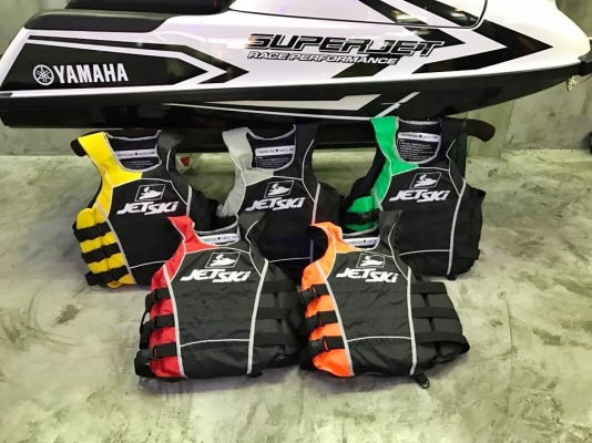 ลดราคาเสื้อชูชีพ JETSKI freesize เพียง1,900บ. (ส่งฟรีทั่วไทย)EMS