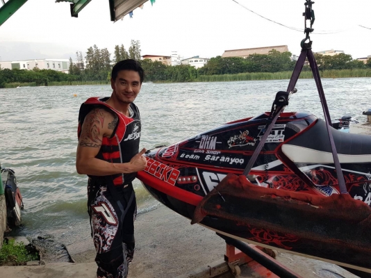 ลดราคาเสื้อชูชีพ JETSKI freesize เพียง1,900บ. (ส่งฟรีทั่วไทย)EMS