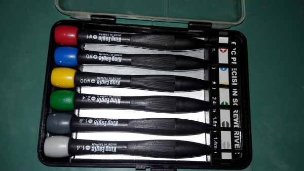 ขายตะไบชุดAPEX เก่าเก็บ และชุดไขควงKING EAGLE MADE IN TAIWAN.