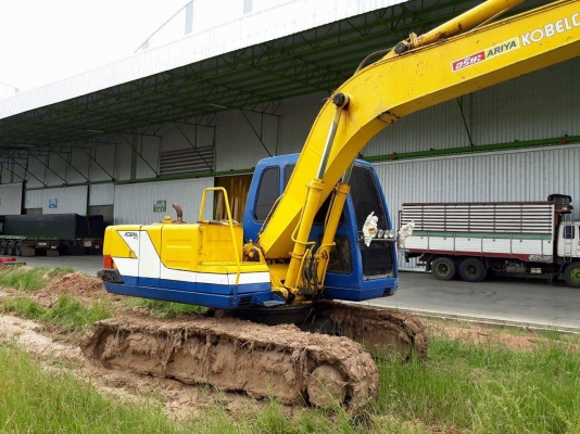 100-///.ไฟตัด เครื่องเดิมปั้มเดิม เอวแน่น โซ่หนา ใบแทรคสวย ลอนเลอร์ครบไม่แตกไม่หลด ทำงานไวไม่โหลด .ใบซื้อ-ขาย