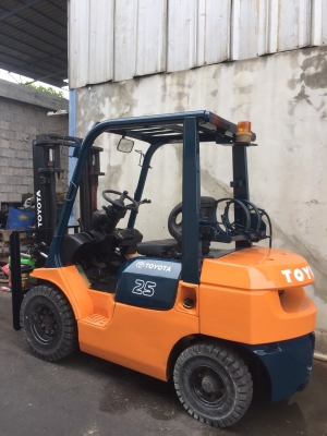 ขายด่วนน!! โคตรถูกก!! TOYOTA รุ่น 7 FG25 เสา 3 เมตร เกียร์ Auto ขายด่วนน!! โคตรถูกก!! TOYOTA รุ่น 7 FG25 เสา 3 เมตร เกียร์ Auto