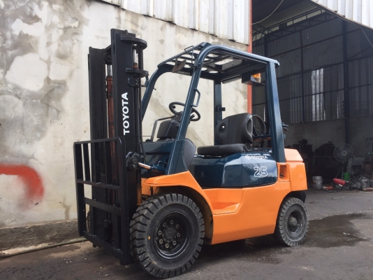 ขายด่วนน!! โคตรถูกก!! TOYOTA รุ่น 7 FG25 เสา 3 เมตร เกียร์ Auto ขายด่วนน!! โคตรถูกก!! TOYOTA รุ่น 7 FG25 เสา 3 เมตร เกียร์ Auto