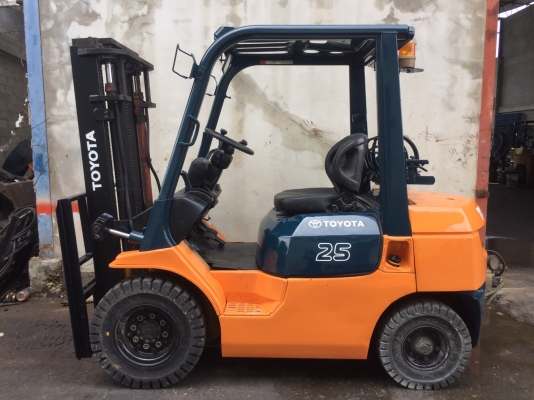 ขายด่วนน!! โคตรถูกก!! TOYOTA รุ่น 7 FG25 เสา 3 เมตร เกียร์ Auto