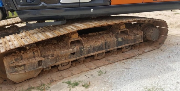 ขาย!! >>> Hiatchi Zx200 รุ่น 5G 1,790,000 บาท เล่มทะเบียน <<< เบอร์ติดต่อ 098-7155789 086-4631102