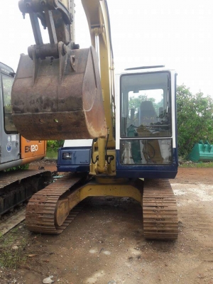 ขาย KOMATSU PC60-6  เก่าญี่ปุ่นแท้  สภาพสวย เครื่องปั๊มดี  มีลายแย๊ก  5,XXX  ชั่วโมง  โทร 089-3818694  ดวงนภา