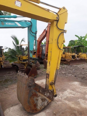 ขายKOMATSU PC60-7 เก่าญี่ปุ่นแท้  สภาพสวย  มีผานหน้า ปลายยาว พิเศษ  พร้อมใช้ โทร 089-3818694  ดวงนภา