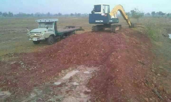 KOMATSU PC 60-6 KOMATSU PC 60-6