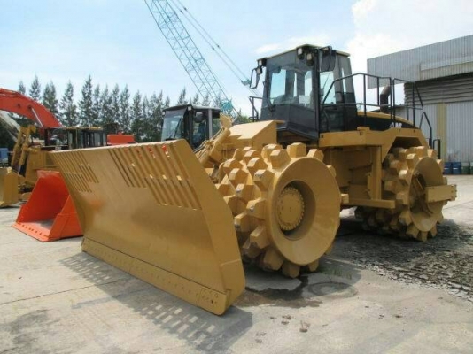 ขายรถบด Catterpilla 826G