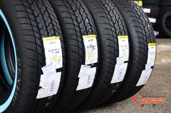 DUNLOP SP601 215/70R15 ยางญี่ปุ่นขอบขาว ปี17 DUNLOP SP601 215/70R15 ยางญี่ปุ่นขอบขาว ปี17