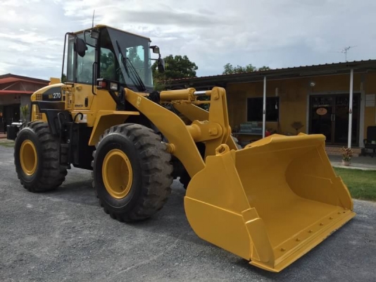ขายรถตัก KOMATSU WA270-5 ญี่ปุ่นแท้ สวยจัด ปีใหม่ รถสมบูรณ์มาก