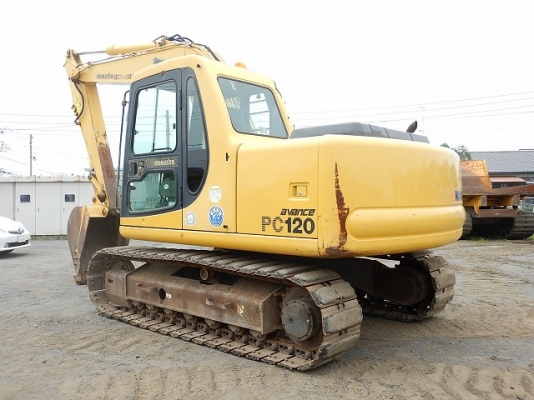 ขาย KOMATSU PC120-6E นำเข้าจากญี่ปุ่น โทร.090-986-2521 อ๊อบ