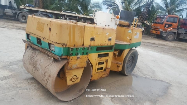 FROM JAPANขายถูกด่วนๆCOMBINATION ROLLER KOMATSU-JV40CW-1 รถบดหน้าเหล็ก-หลังยาง /แบบ4ตัน /เลี้ยวเอว/ ราคาเพียง 295,000 บาท สนใจติดต่อ 0819337688