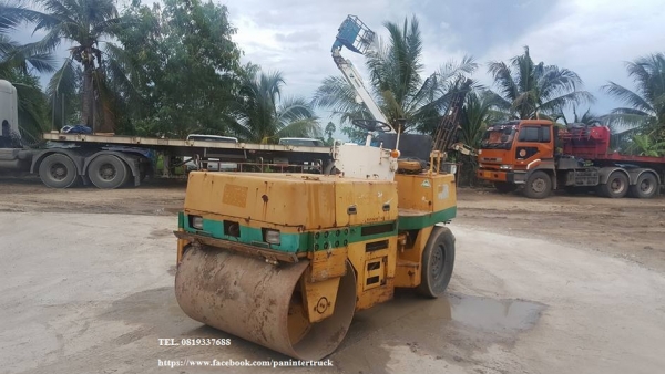 FROM JAPANขายถูกด่วนๆCOMBINATION ROLLER KOMATSU-JV40CW-1 รถบดหน้าเหล็ก-หลังยาง /แบบ4ตัน /เลี้ยวเอว/ ราคาเพียง 295,000 บาท สนใจติดต่อ 0819337688