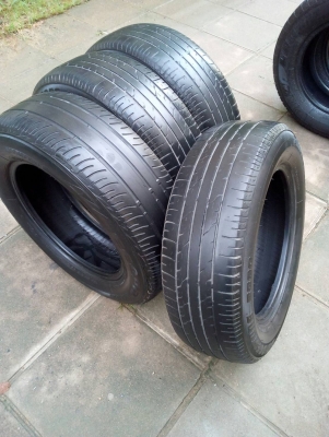 195/65R15  BRIDGESTONE B390 ปีใหม่  ปี16 ชุด 4 เส้น โทร.081-427-3941