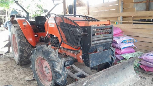 M6040พร้อมเล่ม ใบดัน.ผานหลัง ขาย365000฿. พร้อมใช้พร้อมลุย ต่อรองโทรมานะ0875511464-0636359242