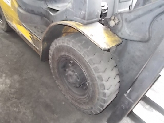 รถโฟล์คลิฟท์ KOMATSU FD25T-16 ดีเซล ยก 2.5 ตัน ยกสูง 3 ม 062-709-1747